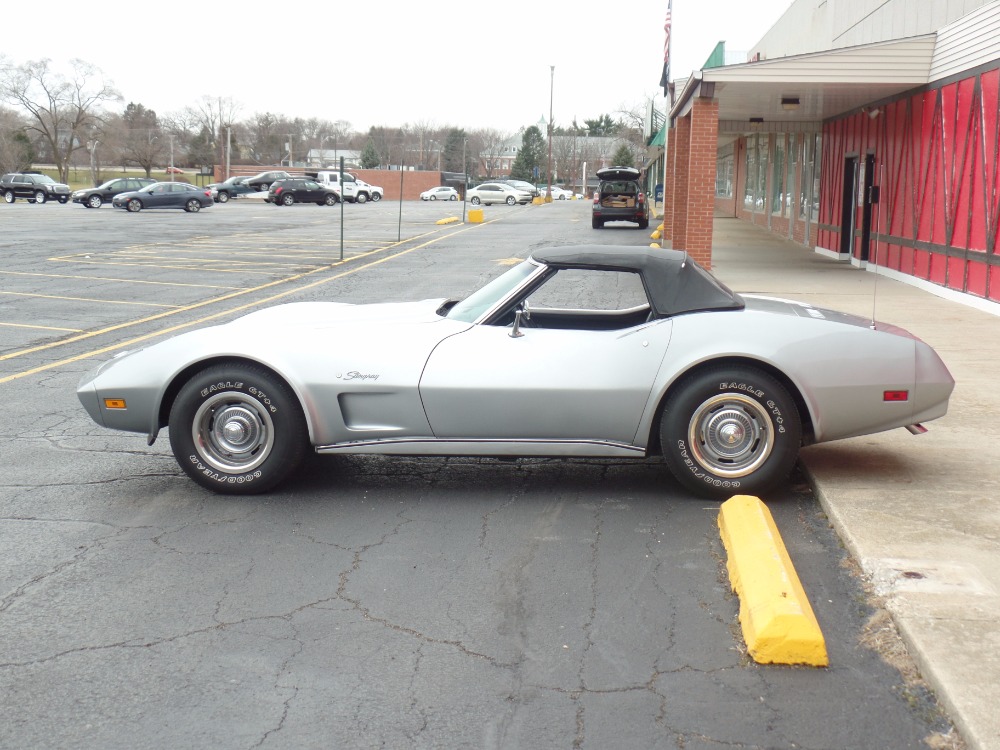 1974 Chevrolet Corvette Convertible 350 V8 Automatic Trans