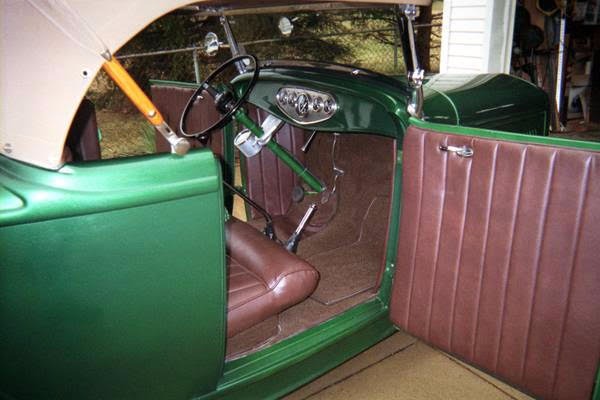 Used 1932 Ford Roadster - MEAN AND GREEN - 355 V8 - OVERDRIVE AUTOMATIC- | Mundelein, IL