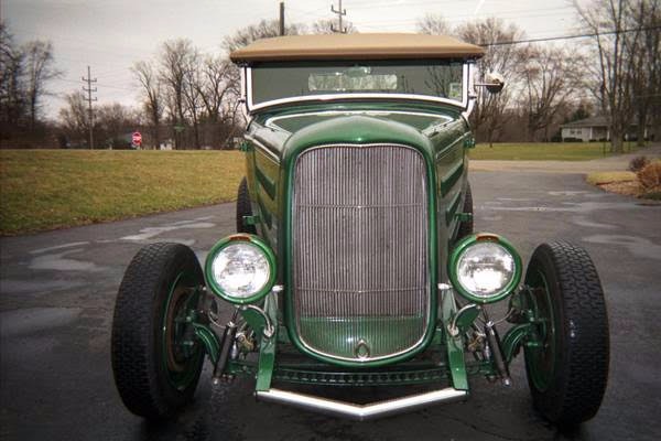 Used 1932 Ford Roadster - MEAN AND GREEN - 355 V8 - OVERDRIVE AUTOMATIC- | Mundelein, IL