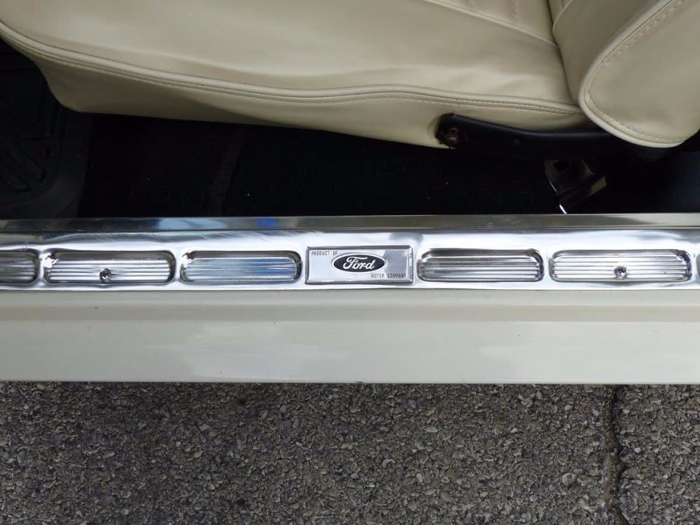 Used 1965 Ford Mustang - 2016 RESTORED COUPE- 289 V8 - NEW PAINT | Mundelein, IL