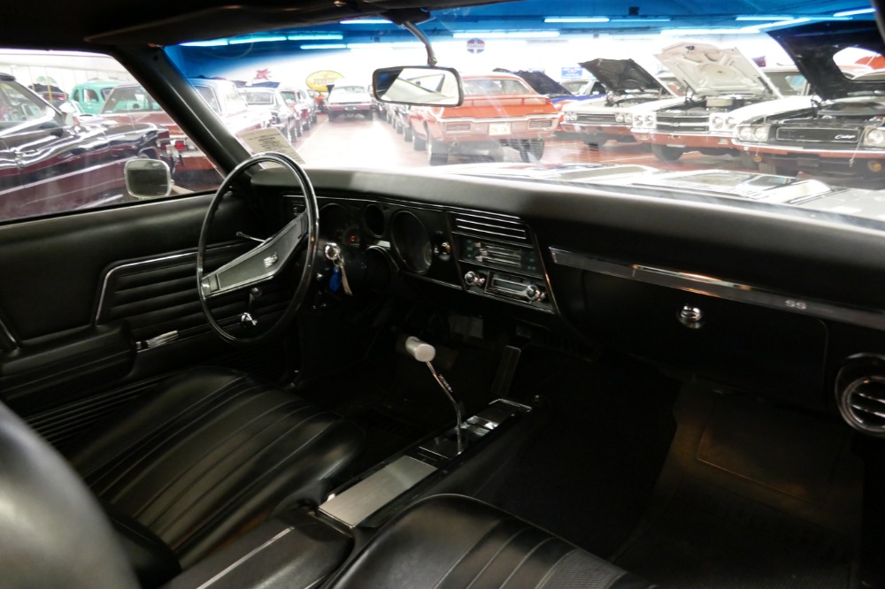 Used 1969 Chevrolet Chevelle -SS396-SUPER SPORT-FRAME OFF RESTORED-REAL 69 CORTEZ SILVER-WITH 4 SPEED | Mundelein, IL