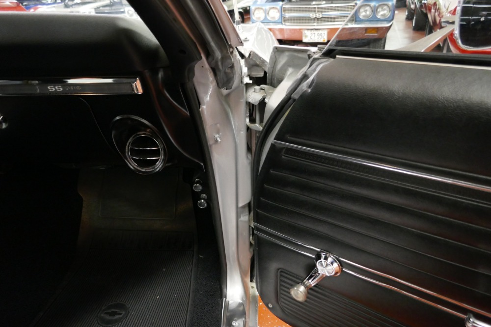 Used 1969 Chevrolet Chevelle -SS396-SUPER SPORT-FRAME OFF RESTORED-REAL 69 CORTEZ SILVER-WITH 4 SPEED | Mundelein, IL