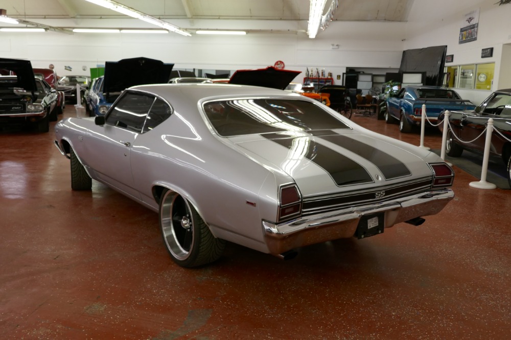 Used 1969 Chevrolet Chevelle -SS396-SUPER SPORT-FRAME OFF RESTORED-REAL 69 CORTEZ SILVER-WITH 4 SPEED | Mundelein, IL