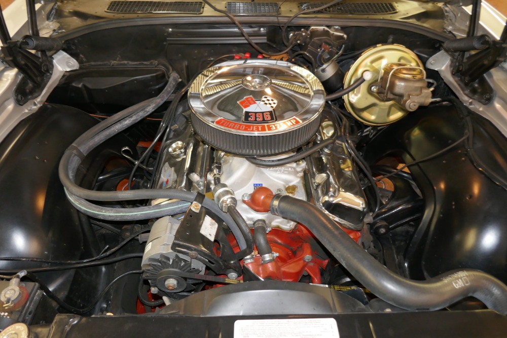 Used 1969 Chevrolet Chevelle -SS396-SUPER SPORT-FRAME OFF RESTORED-REAL 69 CORTEZ SILVER-WITH 4 SPEED | Mundelein, IL