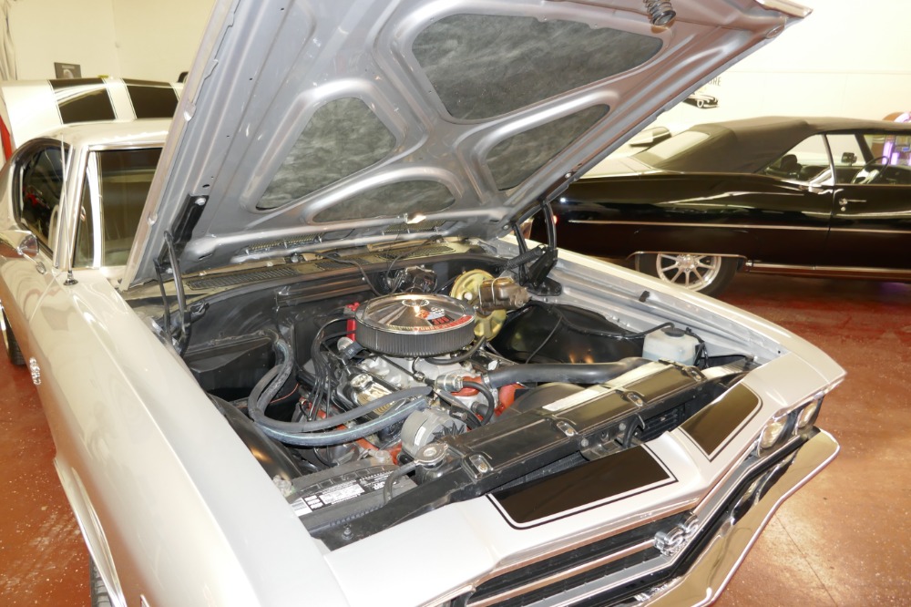 Used 1969 Chevrolet Chevelle -SS396-SUPER SPORT-FRAME OFF RESTORED-REAL 69 CORTEZ SILVER-WITH 4 SPEED | Mundelein, IL
