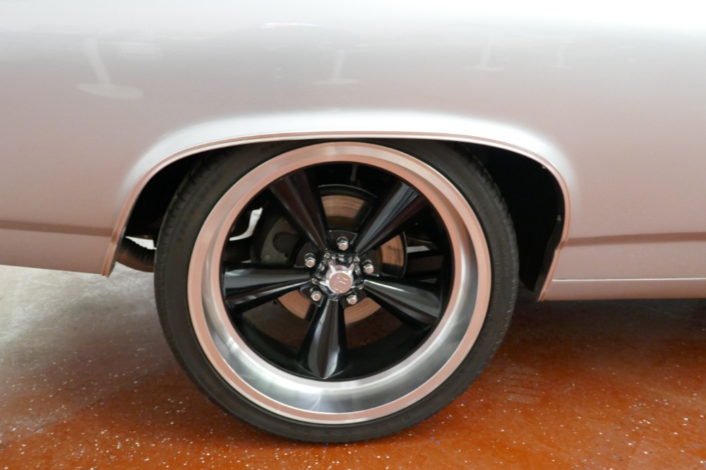 Used 1969 Chevrolet Chevelle -SS396-SUPER SPORT-FRAME OFF RESTORED-REAL 69 CORTEZ SILVER-WITH 4 SPEED | Mundelein, IL