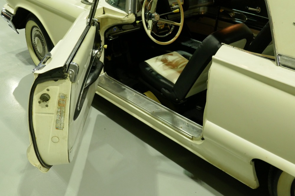 Used 1960 Ford Thunderbird -CALIFORNIA CLASSIC- SAME OWNER OVER 40YEARS - FACTORY 3 SPEED W/OD-SEE VID | Mundelein, IL