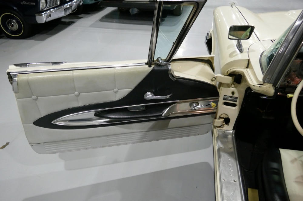 Used 1960 Ford Thunderbird -CALIFORNIA CLASSIC- SAME OWNER OVER 40YEARS - FACTORY 3 SPEED W/OD-SEE VID | Mundelein, IL
