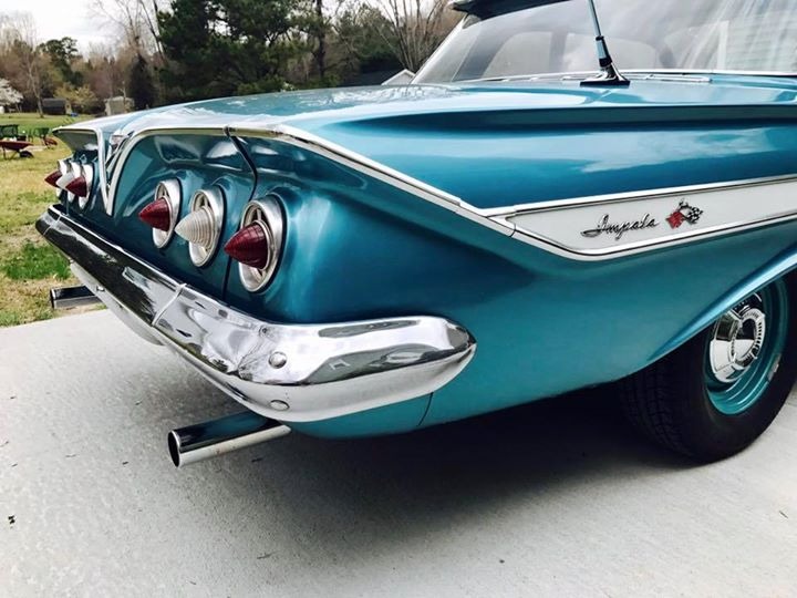 Used 1961 Chevrolet Impala -2DOOR SEDAN WITH AUTOMATIC POWERGLIDE-RESTORED TO ORIGINAL-NEEDS NOTHING- | Mundelein, IL