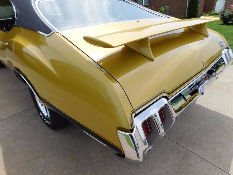 Used 1970 Oldsmobile 442 -W-30 CODE RECREATION- PROFESSIONALLY BUILT- | Mundelein, IL