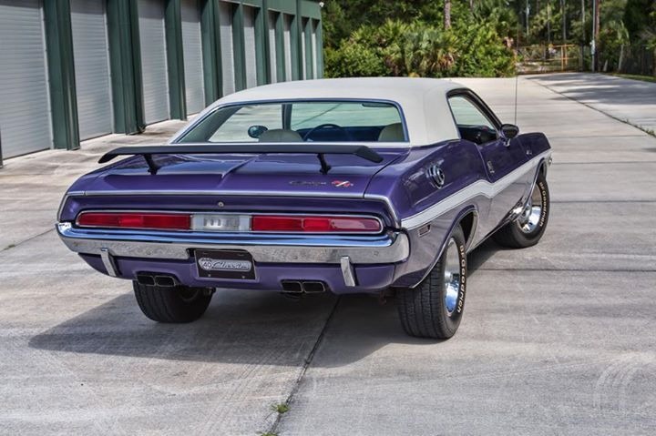 Used 1970 Dodge Challenger RT 440 6PACK V8-V-CODE-WINTER PARK CONCOURS RUNNER UP- | Mundelein, IL