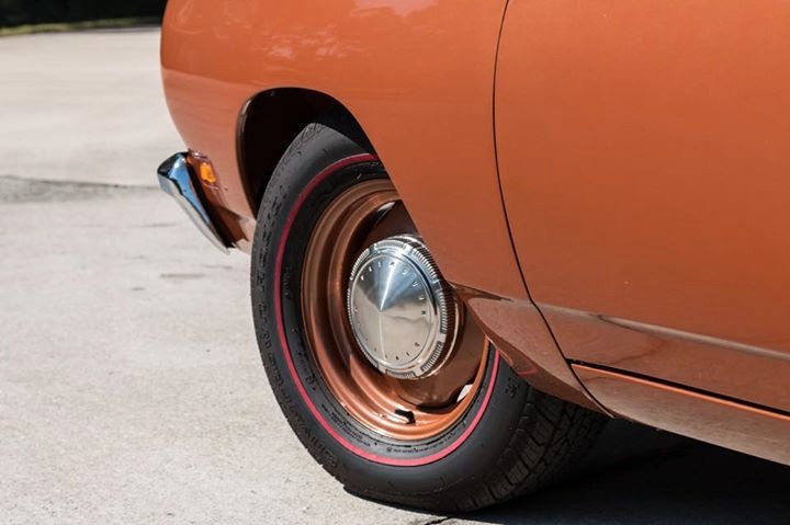 Used 1969 Plymouth Road Runner - NUMBERS MATCHING HEMI ENGINE-4-SPEED MANUAL-LOW MILES | Mundelein, IL