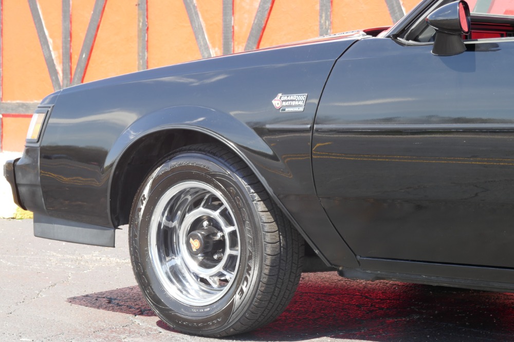 Used 1987 Buick Grand National -PRICED TO SELL-MINT Only 14K Miles-Tons of options-SEE VIDEO | Mundelein, IL