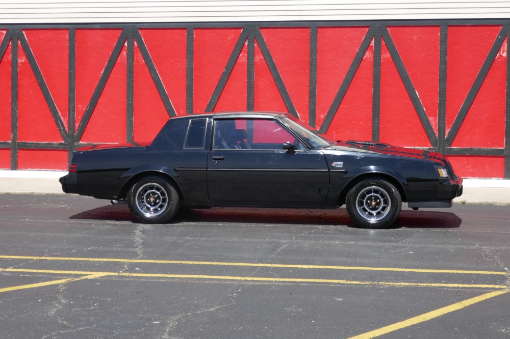 Used 1987 Buick Grand National -PRICED TO SELL-MINT Only 14K Miles-Tons of options-SEE VIDEO | Mundelein, IL