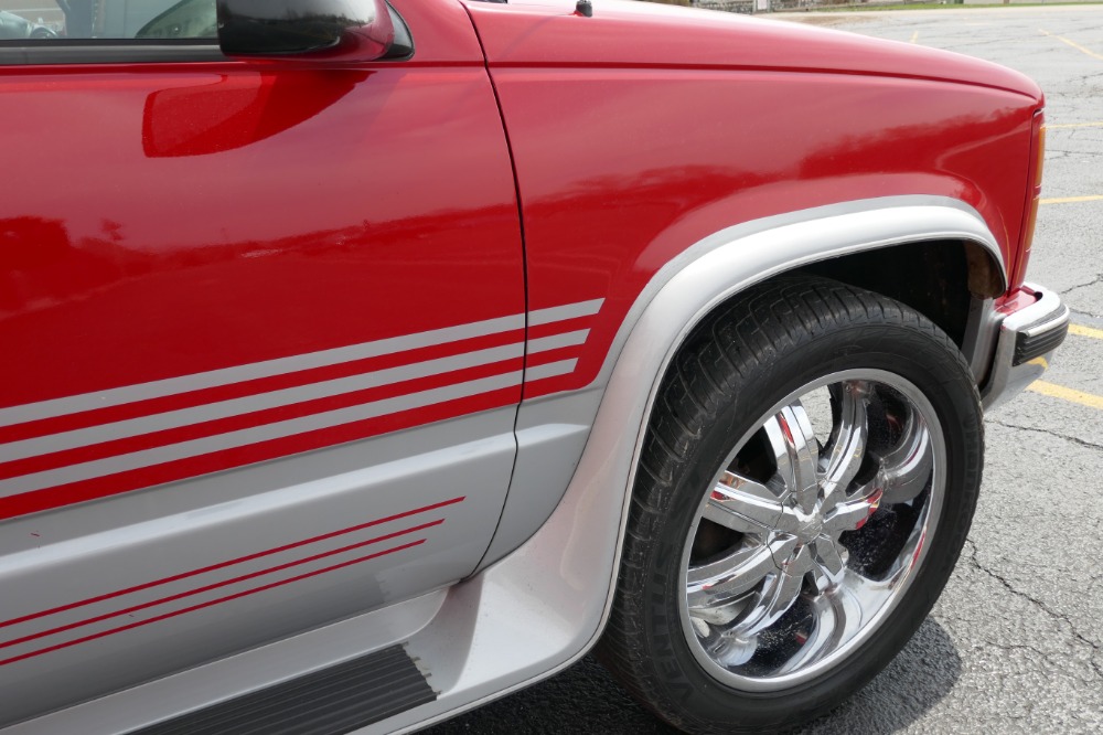 Used 1996 GMC Suburban -NEW PAINT-CHOO CHOO CUSTOMS-LEATHER FULLY LOADED- | Mundelein, IL