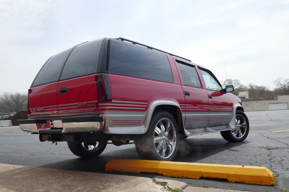 Used 1996 GMC Suburban -NEW PAINT-CHOO CHOO CUSTOMS-LEATHER FULLY LOADED- | Mundelein, IL