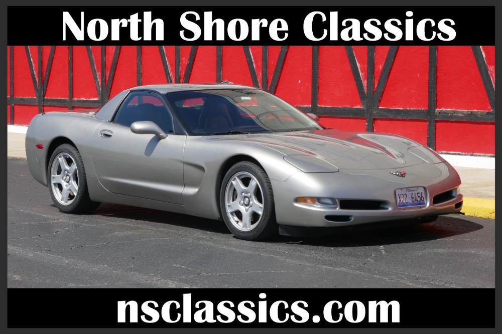 Used 1999 Chevrolet Corvette -PRICE DROP-31K ORIGINAL MILES-6-SPEED MANUAL-RARE W/ FIXED ROOF-VIDEO | Mundelein, IL