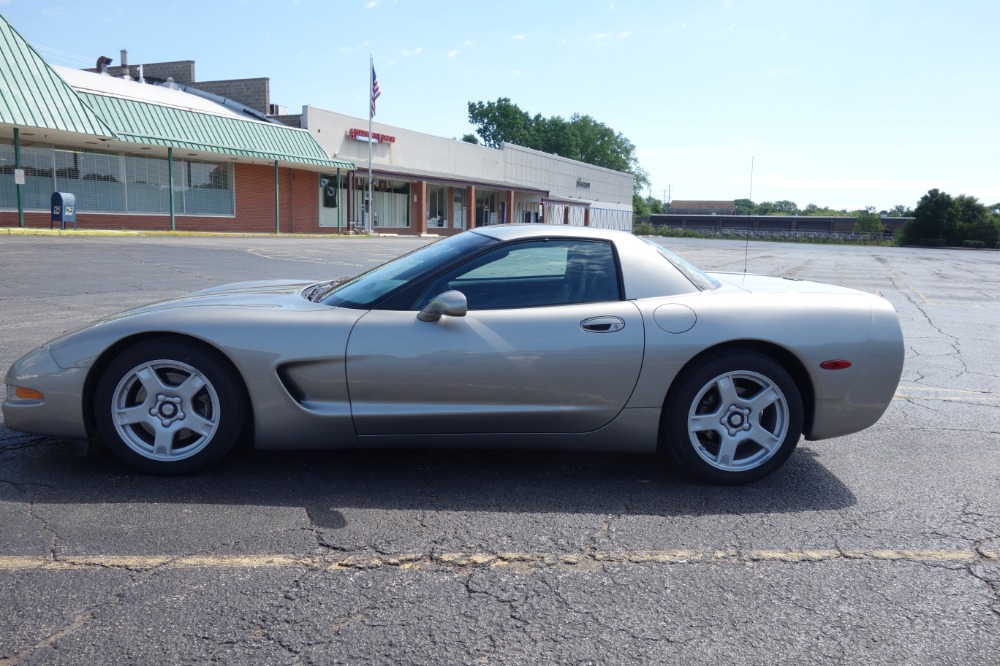 Used 1999 Chevrolet Corvette -PRICE DROP-31K ORIGINAL MILES-6-SPEED MANUAL-RARE W/ FIXED ROOF-VIDEO | Mundelein, IL