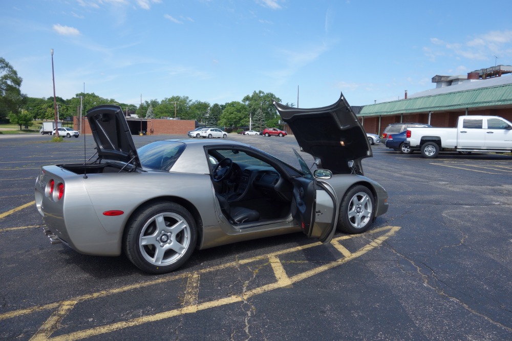 Used 1999 Chevrolet Corvette -PRICE DROP-31K ORIGINAL MILES-6-SPEED MANUAL-RARE W/ FIXED ROOF-VIDEO | Mundelein, IL