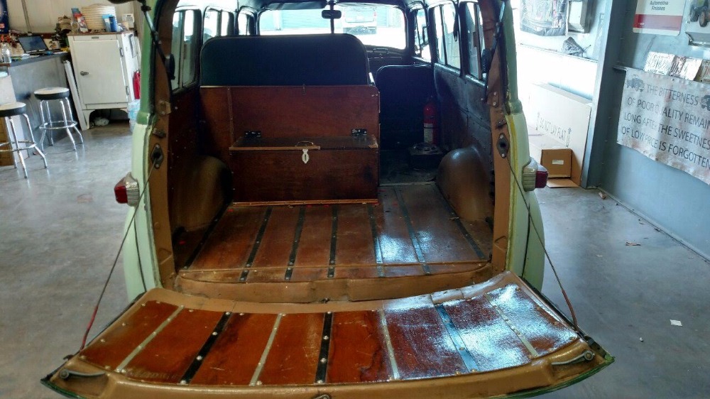 Used 1952 Chevrolet Suburban -2-DOOR CARRYALL-RARE ORIGINAL SEATS-FLORIDA CLASSIC | Mundelein, IL