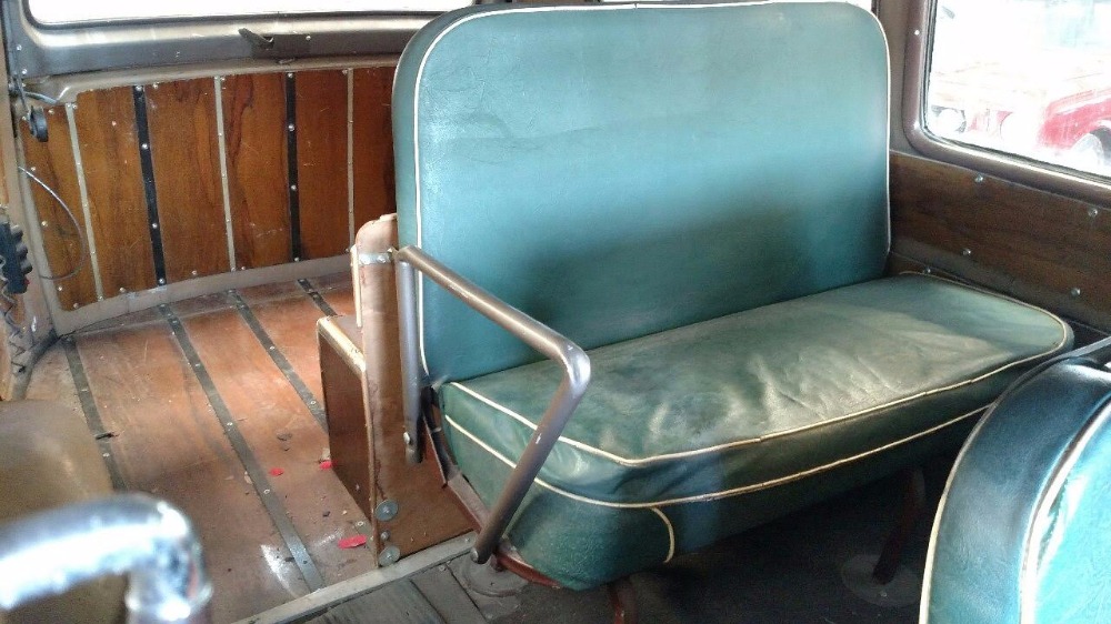 Used 1952 Chevrolet Suburban -2-DOOR CARRYALL-RARE ORIGINAL SEATS-FLORIDA CLASSIC | Mundelein, IL