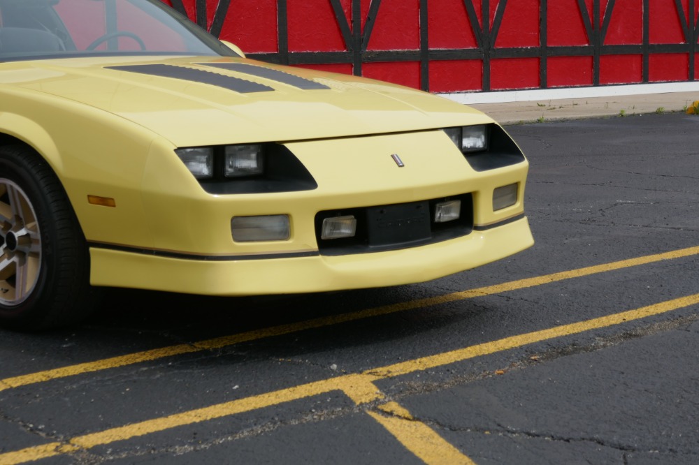 Used 1987 Chevrolet Camaro PRICED TO SELL-Iroc Z-5 Speed Manual-T-Tops-SEE VIDEO | Mundelein, IL