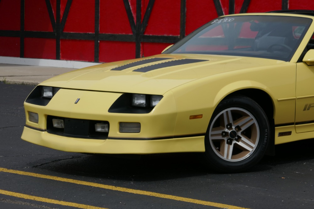Used 1987 Chevrolet Camaro PRICED TO SELL-Iroc Z-5 Speed Manual-T-Tops-SEE VIDEO | Mundelein, IL