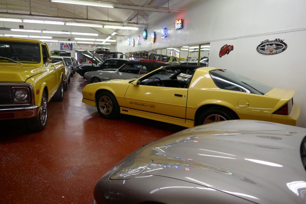 Used 1987 Chevrolet Camaro PRICED TO SELL-Iroc Z-5 Speed Manual-T-Tops-SEE VIDEO | Mundelein, IL