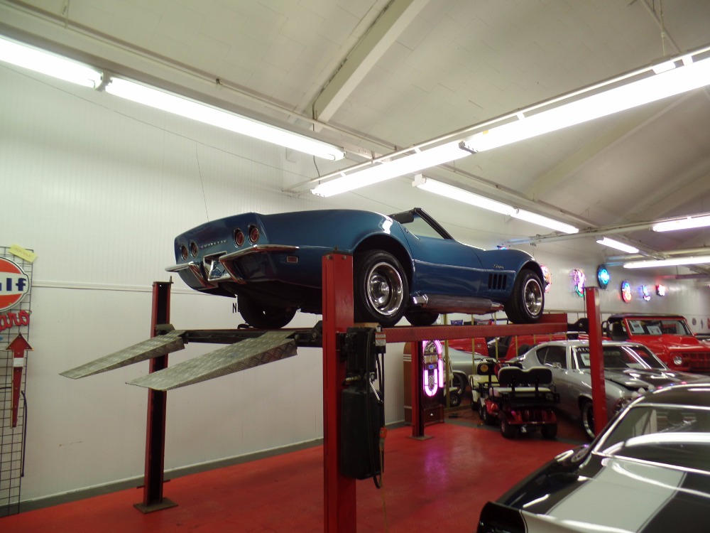 Used 1968 Chevrolet Corvette Convertible Stingray-Marina Blue with 4 speed- | Mundelein, IL
