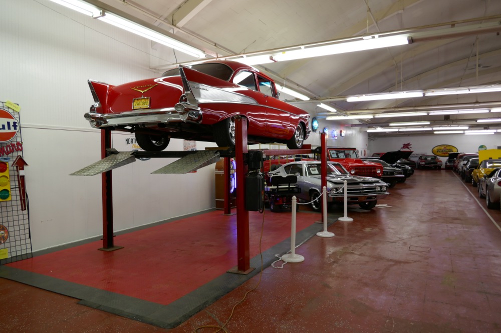 Used 1957 Chevrolet Bel Air -PRICE DROP!!- -RESTO MOD -BEAUTIFUL PAINT-TRI FIVE-NEW LOWERED PRICE | Mundelein, IL