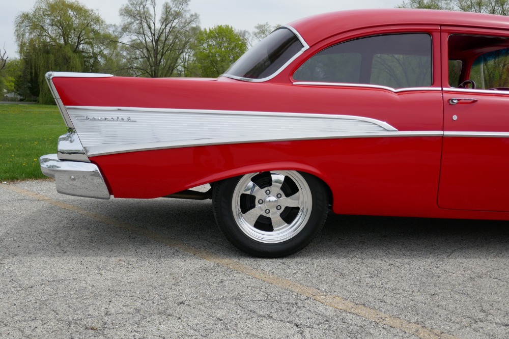 Used 1957 Chevrolet Bel Air -PRICE DROP!!- -RESTO MOD -BEAUTIFUL PAINT-TRI FIVE-NEW LOWERED PRICE | Mundelein, IL