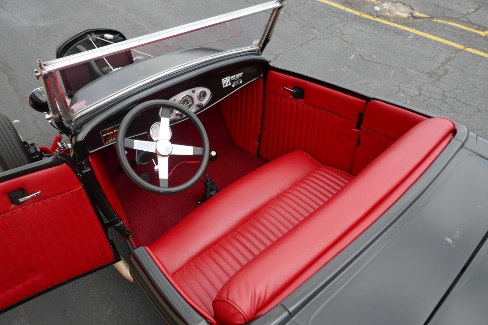 Used 1932 Ford Roadster PRICE DROP-HI BOY-FAMOUS MOONEYES-CALIFORNIA BUILD-SEE VIDEO | Mundelein, IL