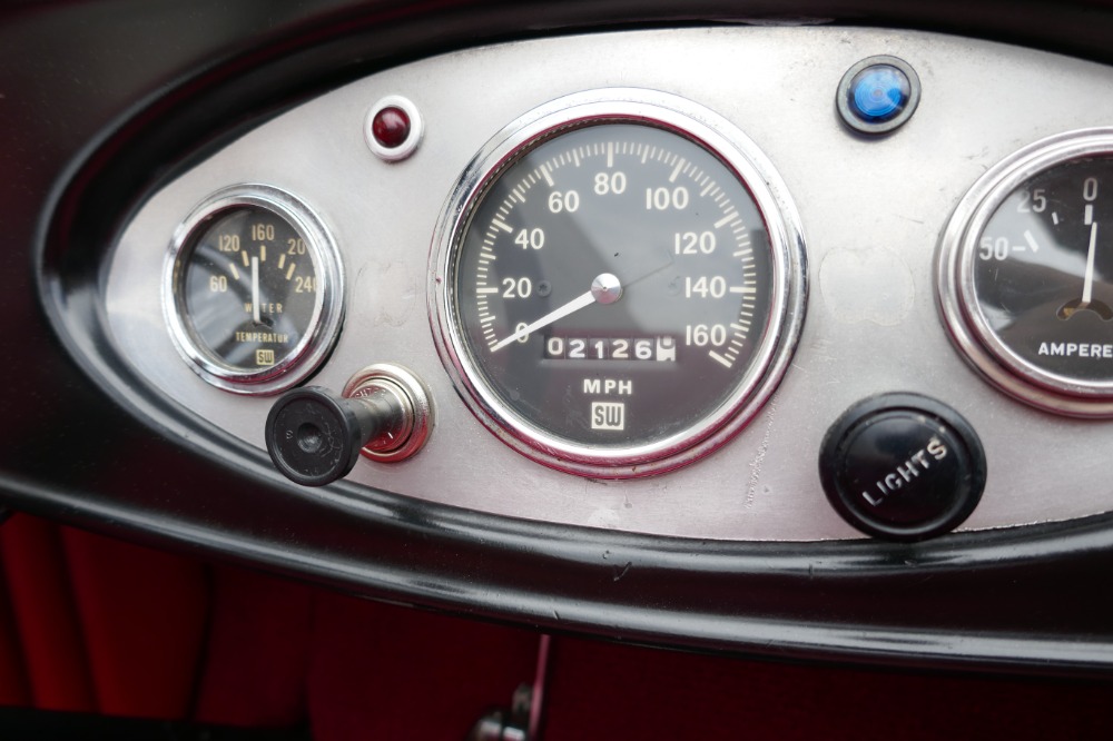 Used 1932 Ford Roadster PRICE DROP-HI BOY-FAMOUS MOONEYES-CALIFORNIA BUILD-SEE VIDEO | Mundelein, IL