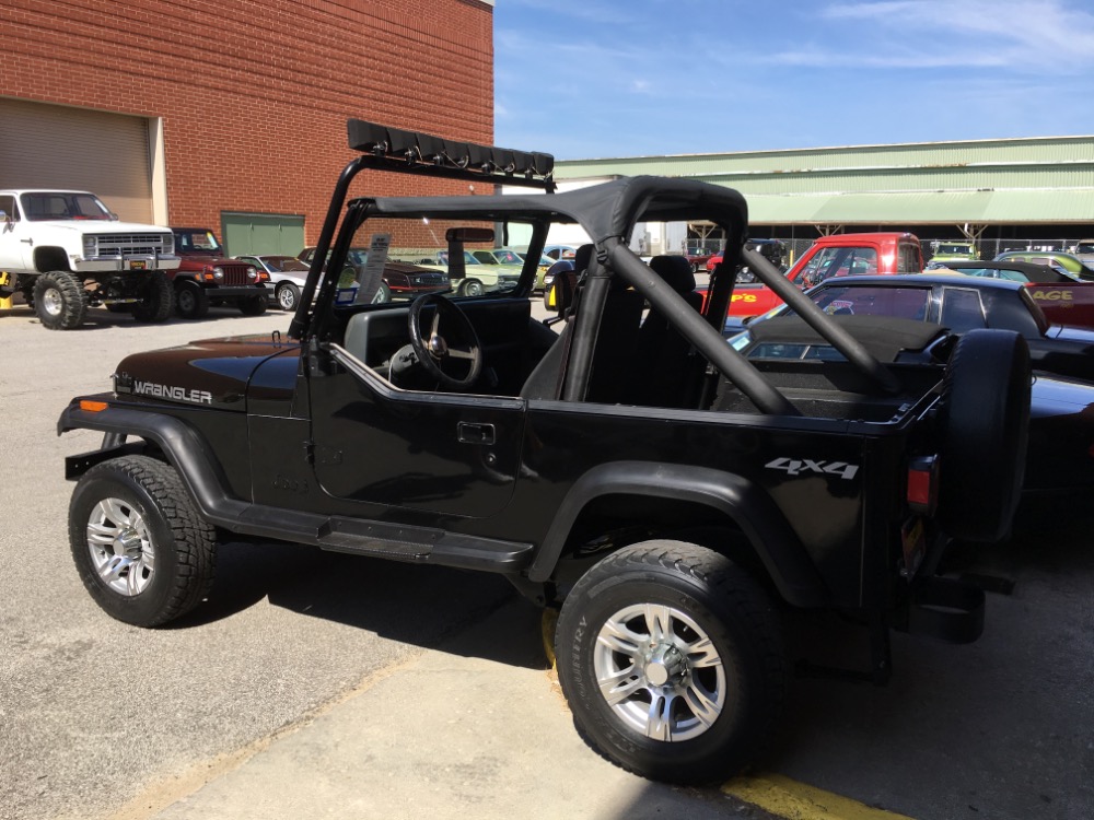 Used 1990 Jeep Wrangler -5 SPEED 4X4-FROM TEXAS-BIKINI TOP-REDUCED PRICE- | Mundelein, IL