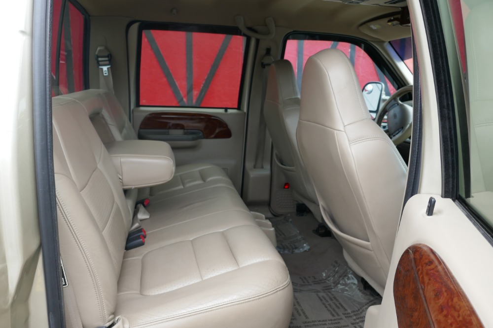 Used 2001 Ford F350 -ONE OWNER-LARIAT EDITION - CREW CAB 7.3 DIESEL-LOWERED PRICE- SEE VIDEO | Mundelein, IL