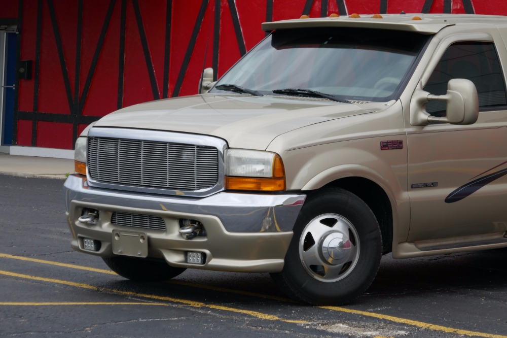 Used 2001 Ford F350 -ONE OWNER-LARIAT EDITION - CREW CAB 7.3 DIESEL-LOWERED PRICE- SEE VIDEO | Mundelein, IL