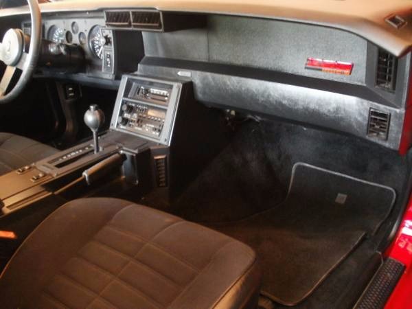 Used 1986 Chevrolet Camaro -IROC Z28- WELL MAINTAINED 305 V8- | Mundelein, IL
