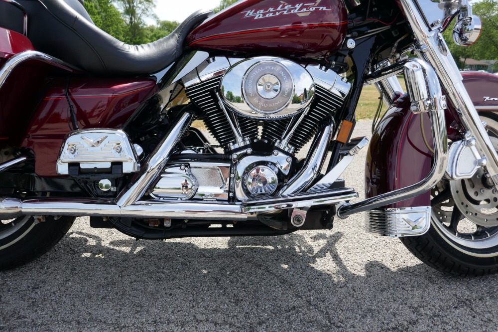 Used 2002 Harley Davidson RoadKing 1450 V2- CHROMED OUT BIKE- BAGGER STYLE SEAT-NEW LOWERED PRICE- SEE VIDEO | Mundelein, IL