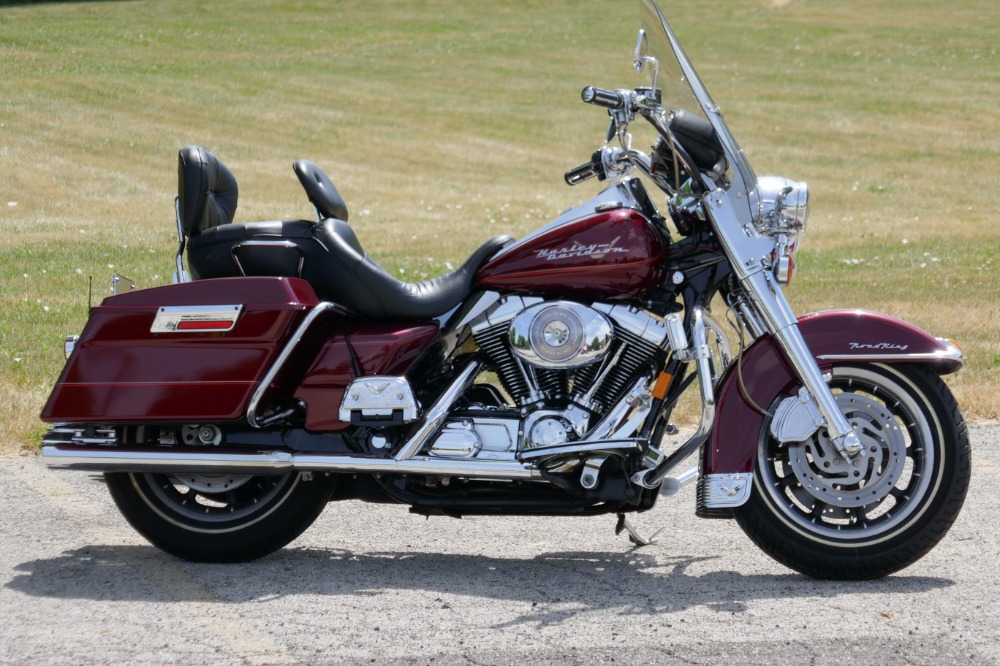 Used 2002 Harley Davidson RoadKing 1450 V2- CHROMED OUT BIKE- BAGGER STYLE SEAT-NEW LOWERED PRICE- SEE VIDEO | Mundelein, IL
