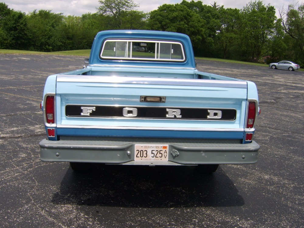 Used 1972 Ford F250 -SPORT CUSTOM PICKUP TRUCK- 3 TONE BLUE - | Mundelein, IL