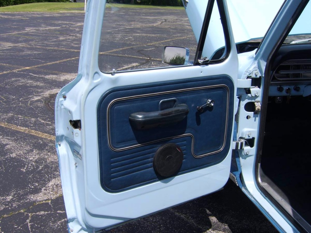 Used 1972 Ford F250 -SPORT CUSTOM PICKUP TRUCK- 3 TONE BLUE - | Mundelein, IL
