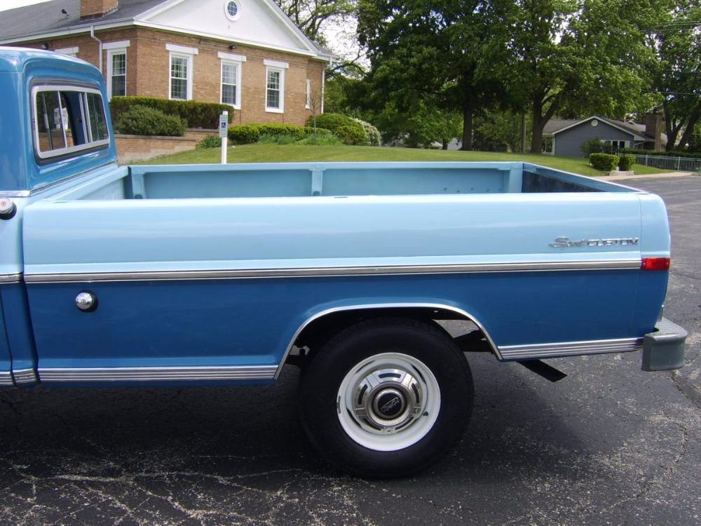 Used 1972 Ford F250 -SPORT CUSTOM PICKUP TRUCK- 3 TONE BLUE - | Mundelein, IL