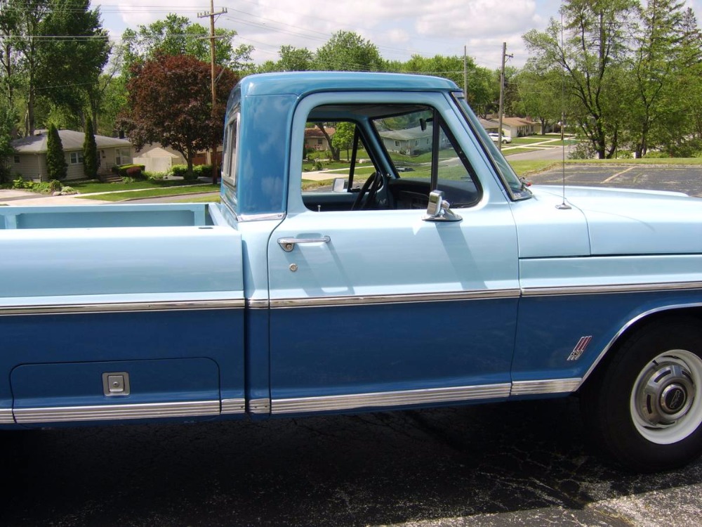 Used 1972 Ford F250 -SPORT CUSTOM PICKUP TRUCK- 3 TONE BLUE - | Mundelein, IL