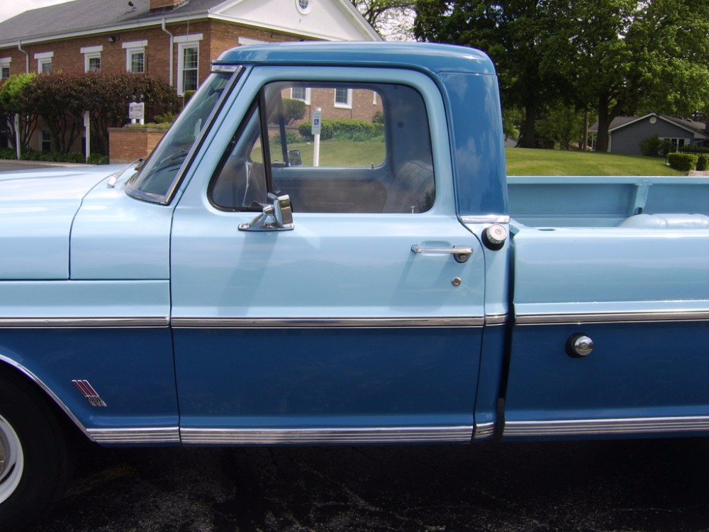 Used 1972 Ford F250 -SPORT CUSTOM PICKUP TRUCK- 3 TONE BLUE - | Mundelein, IL