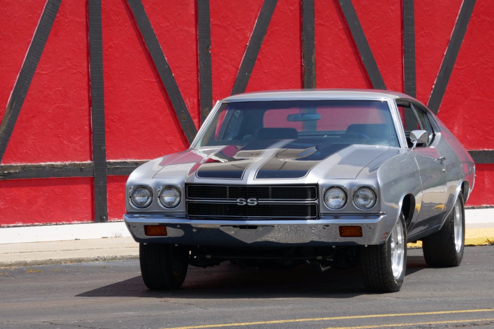 Used 1970 Chevrolet Chevelle -PRO TOURING-FRAME OFF RESTORATION-CORTEZ SILVER-685HP-SEE VIDEO- | Mundelein, IL