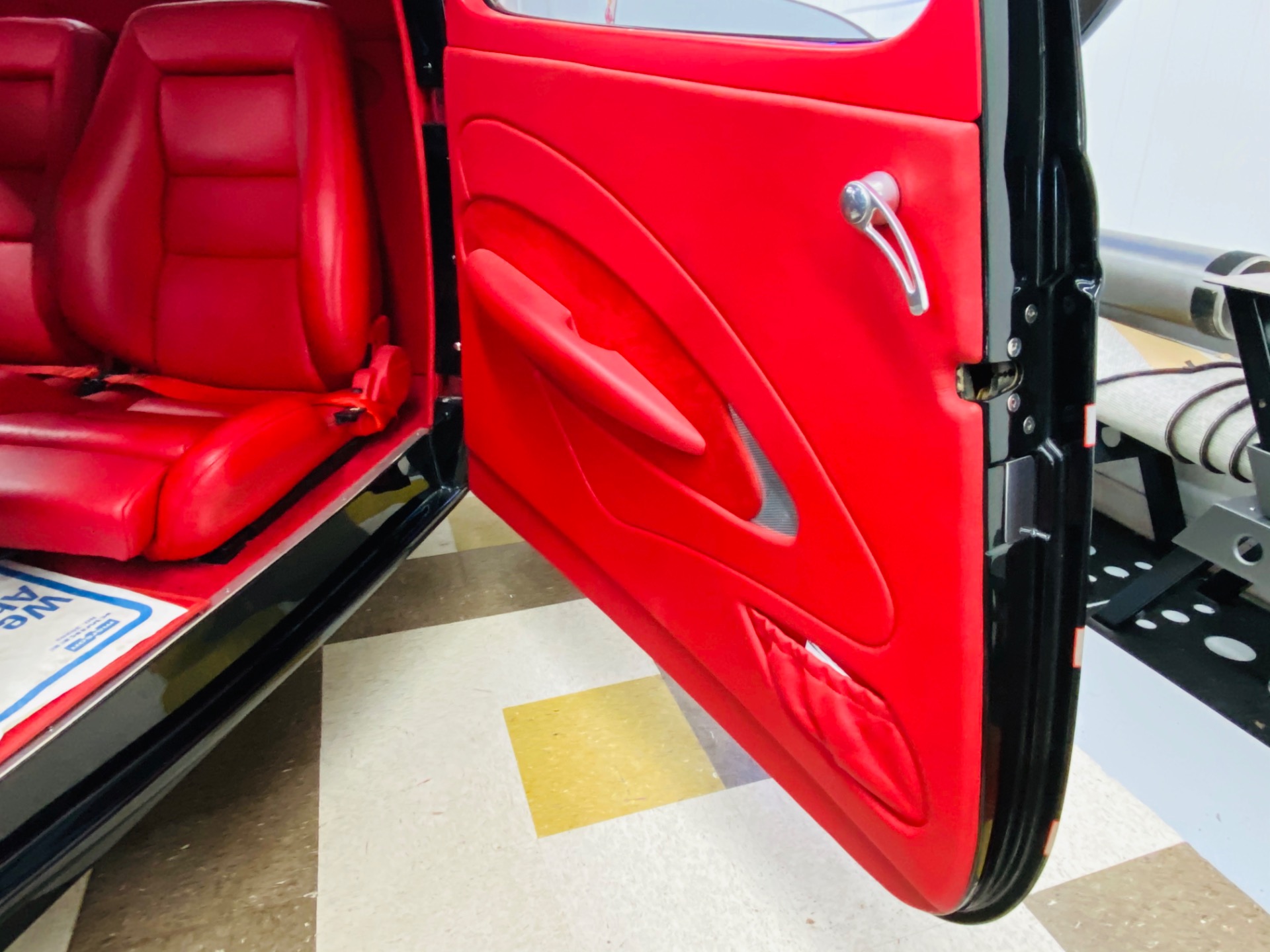 Used 1933 Ford Hot Rod / Street Rod -PRICE DROPPED!!!- LS1 V8 - PAUL ATKINS CUSTOM INTERIOR- SEE VIDEO | Mundelein, IL