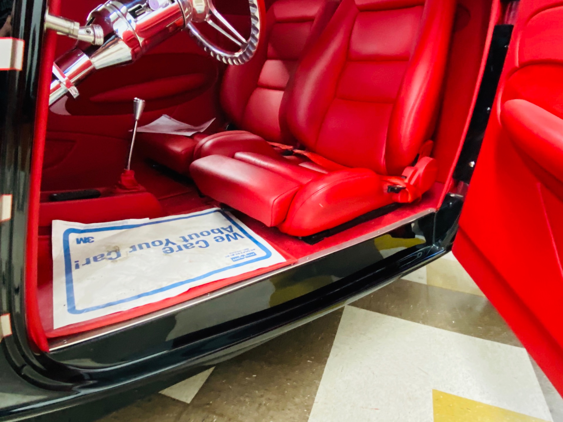Used 1933 Ford Hot Rod / Street Rod -PRICE DROPPED!!!- LS1 V8 - PAUL ATKINS CUSTOM INTERIOR- SEE VIDEO | Mundelein, IL