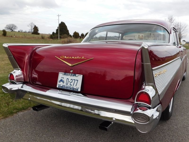 Used 1957 Chevrolet Bel Air/150/210 -BEAUTIFUL WINE BERRY 2-DOOR HARDTOP CLASSIC- | Mundelein, IL