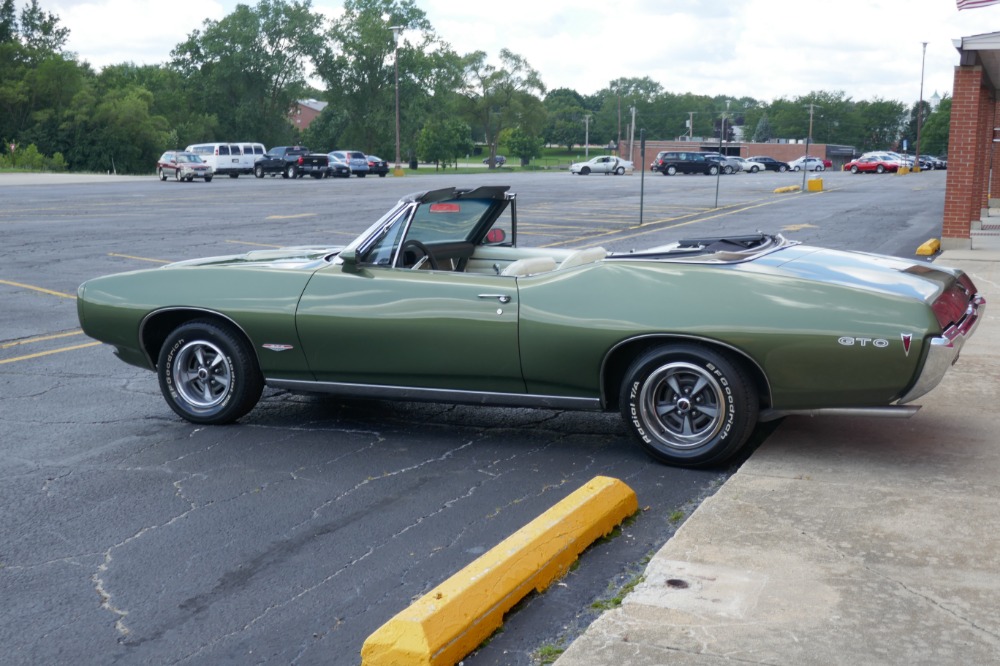 Used 1968 Pontiac GTO - CONVERTIBLE 242 - 400 V8 / 4SPEED MANUAL TRANS-SEE VIDEO | Mundelein, IL