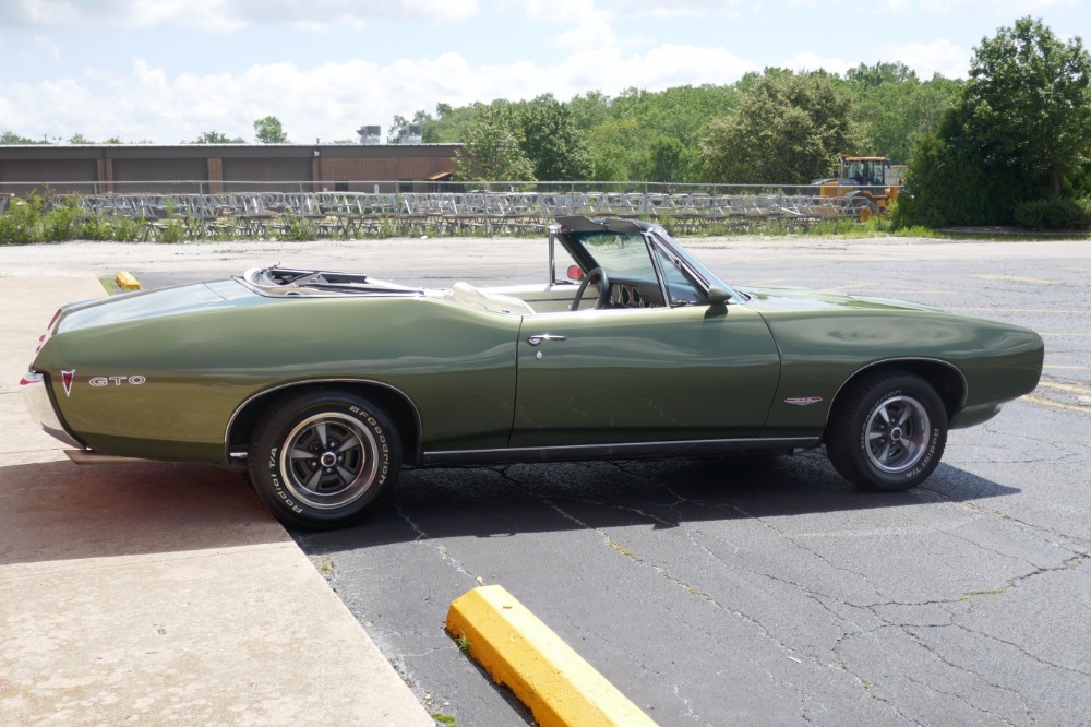 Used 1968 Pontiac GTO - CONVERTIBLE 242 - 400 V8 / 4SPEED MANUAL TRANS-SEE VIDEO | Mundelein, IL